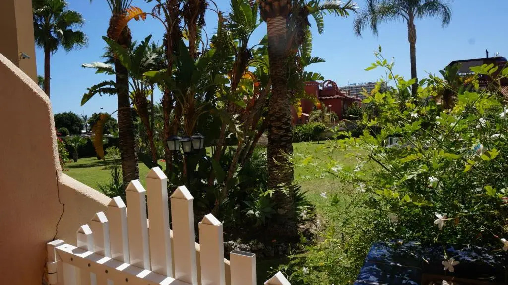 Alamos Holidays