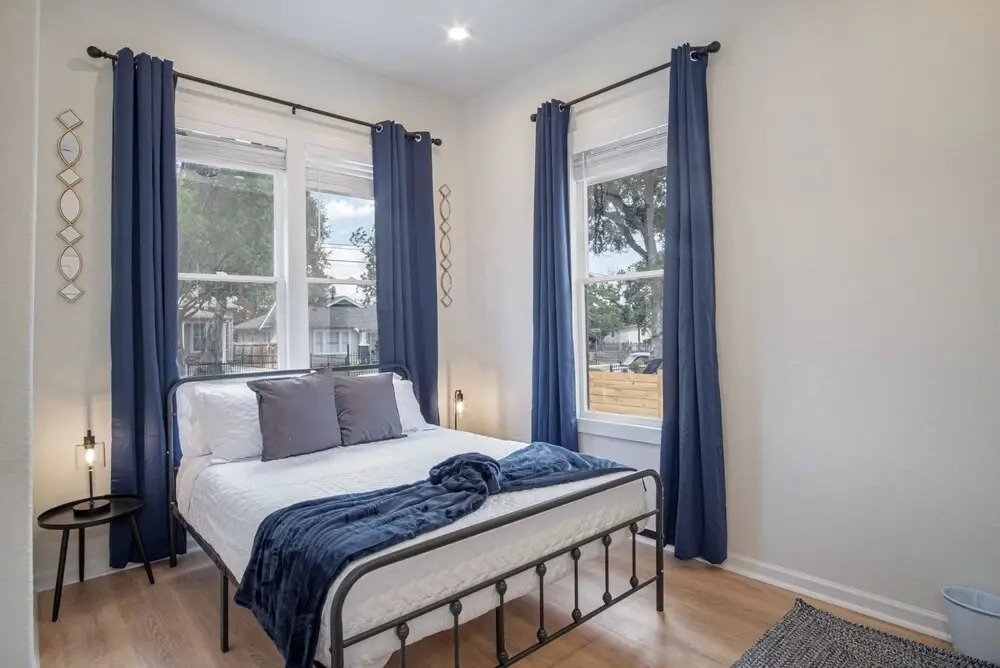 3BR 3BA Urban Escape Just Minutes From Downtown