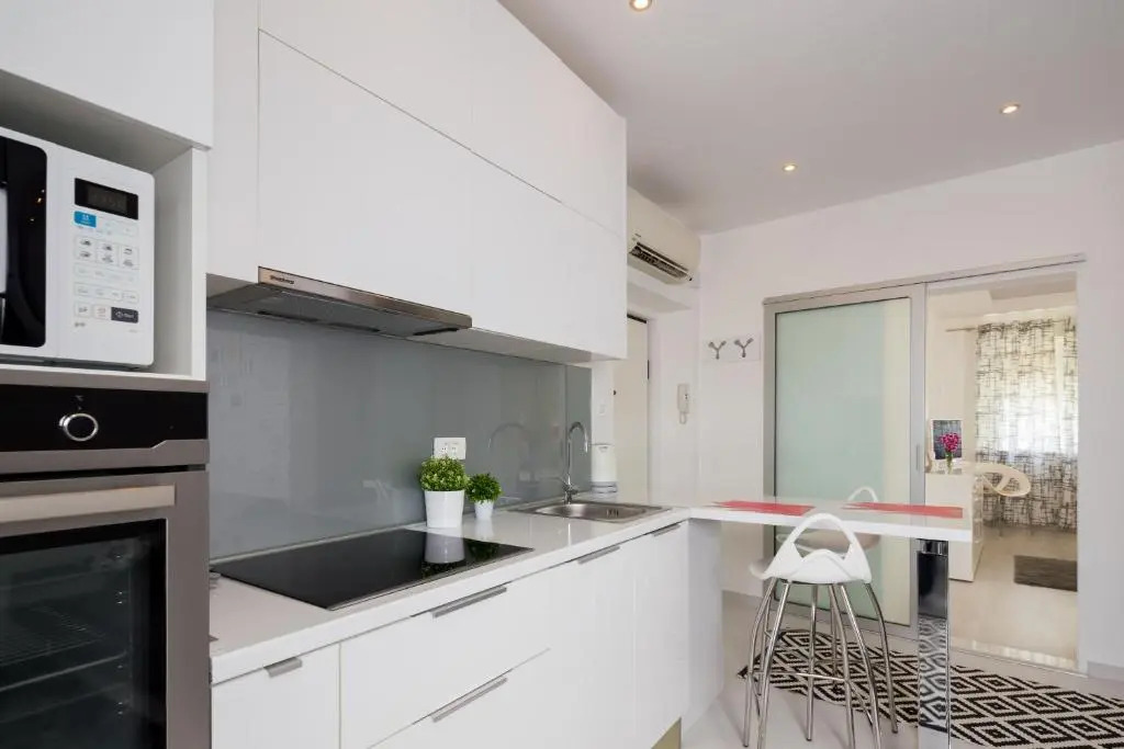 Old City Luxury Apartment Iris