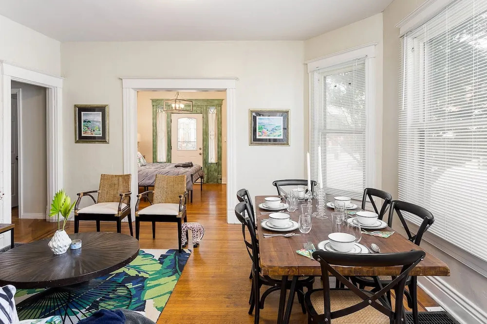 Fully renovated 4BR Bardstown / Highlands!