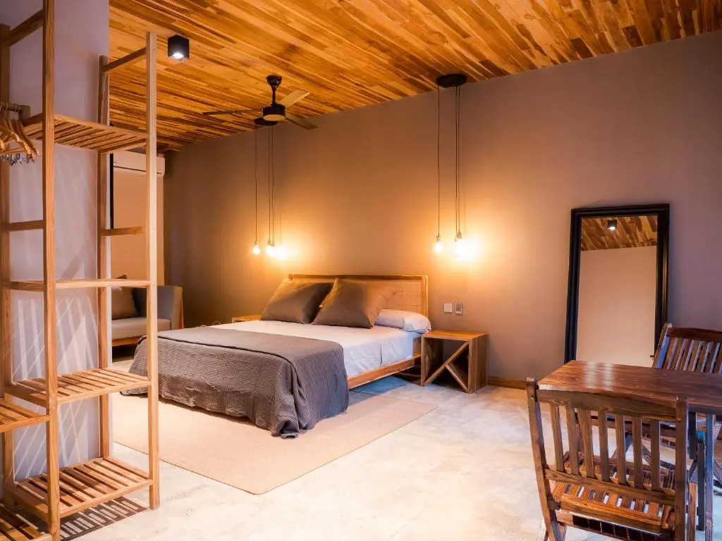 ARjAU Boutique Hotel