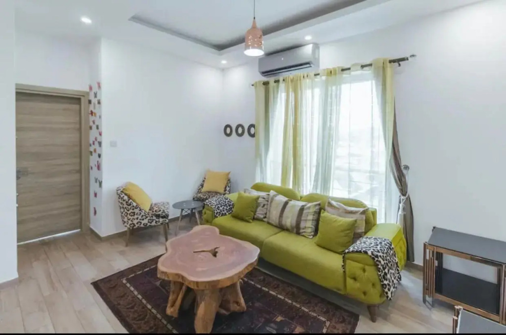 Executive 2 bedroom Apartment At East Legon