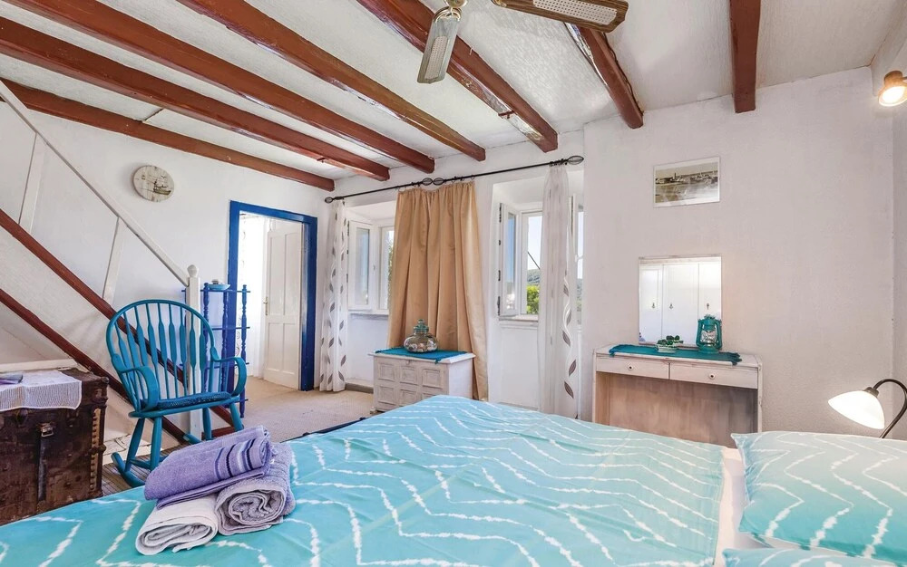 3 Bedroom Lovely Home In Supetarska Draga