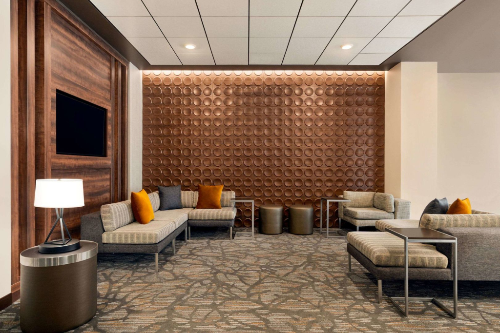 Courtyard by Marriott Seattle SeaTac Airport