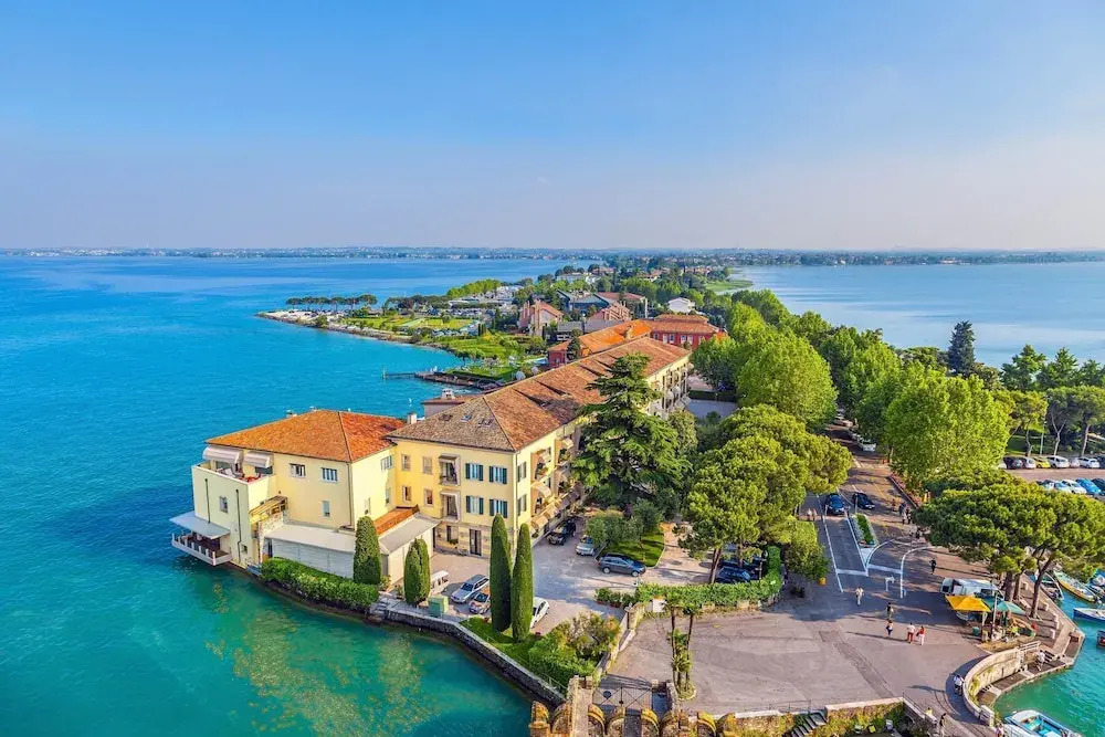 Rivoltella Apt With Pool 600m From Lake