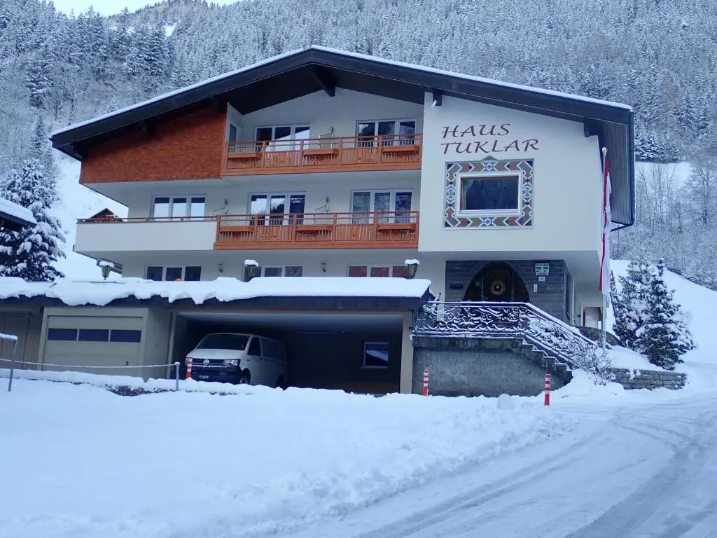 Haus Tuklar