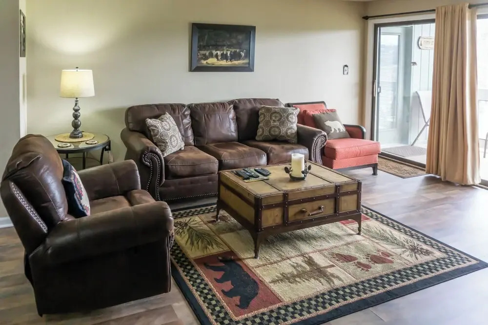 1 Mi to Dtwn Pigeon Forge! Mtn-view Gem w/ Balcony