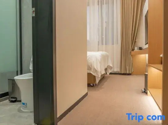 Time and Space Hotel (Zhuhai Wanxiang Hui Branch)