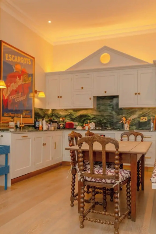 Luxurious & Stylish 2BD House - Bayswater!