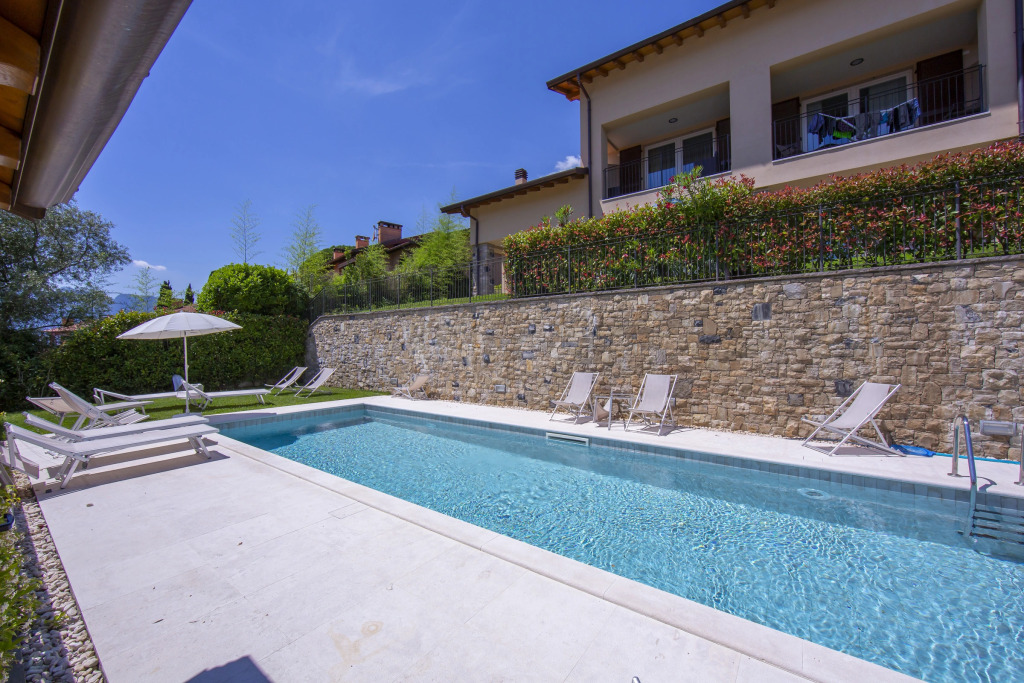 Como Lake Modern apartment Ulivi
