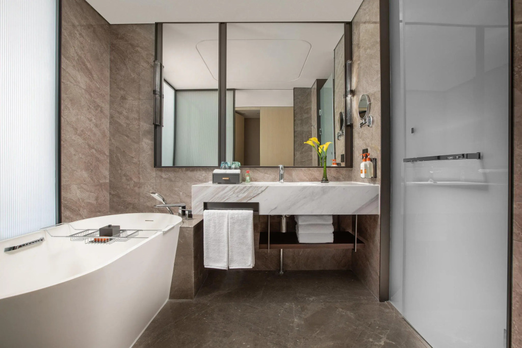 Crowne Plaza Zhengzhou High Tech Zone by IHG