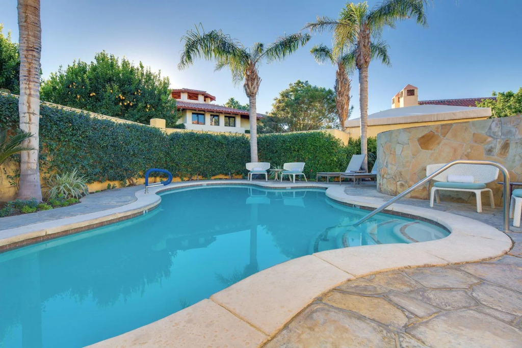 Tommy Bahama Miramonte Resort & Spa