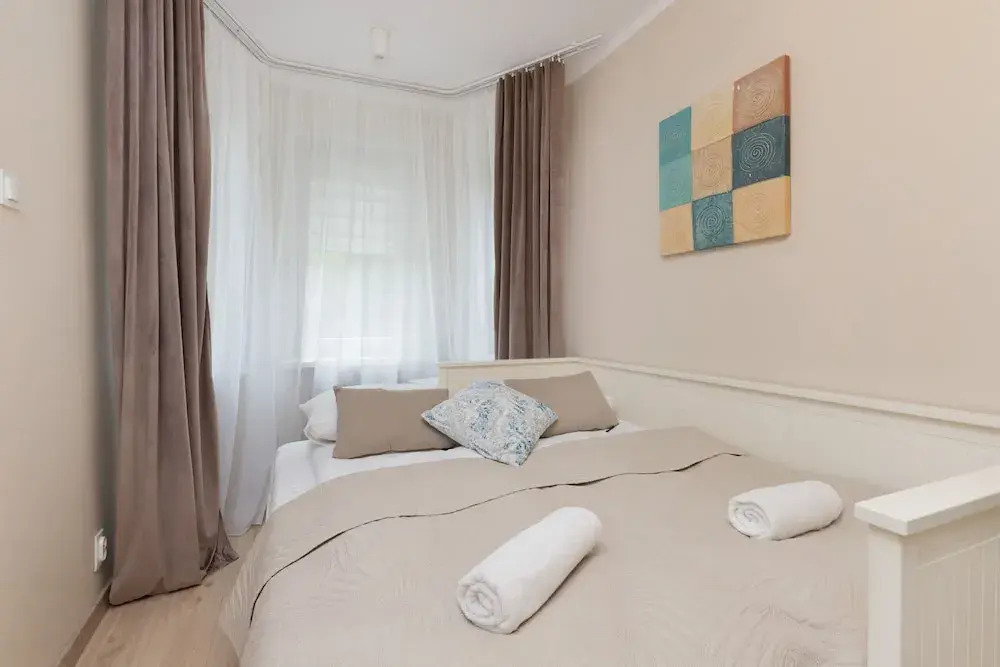 Rozewie Cosy Apartment by Renters