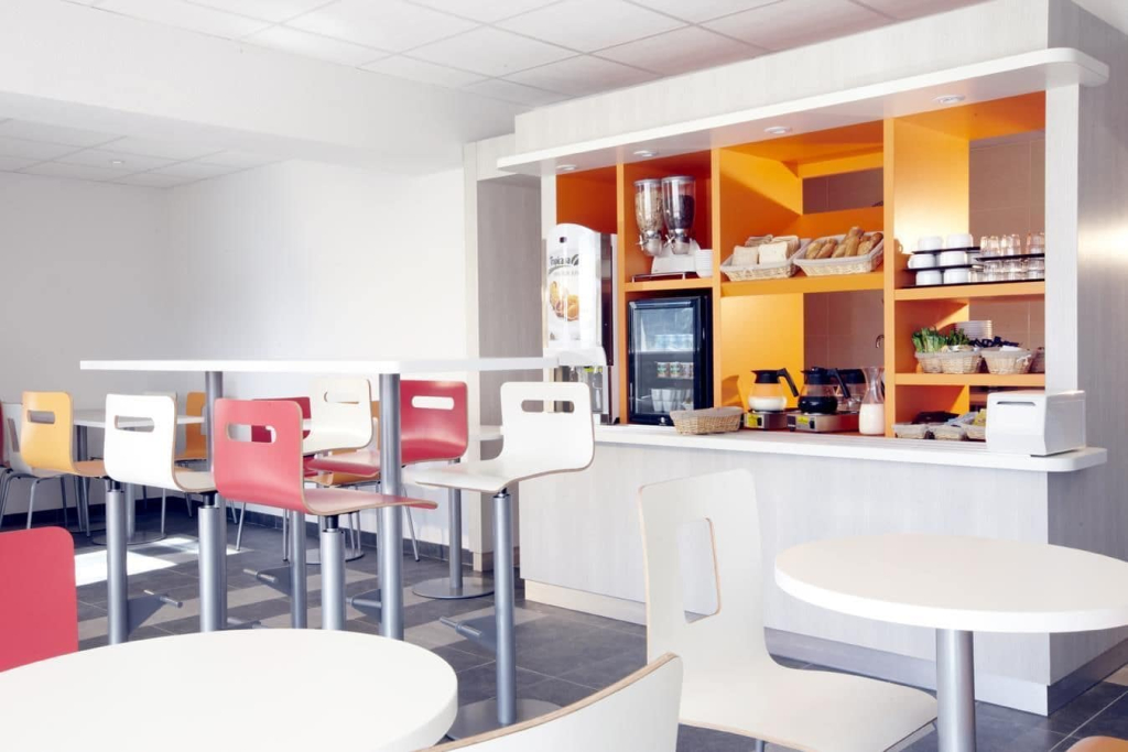 Hotel HubOne3 Istres