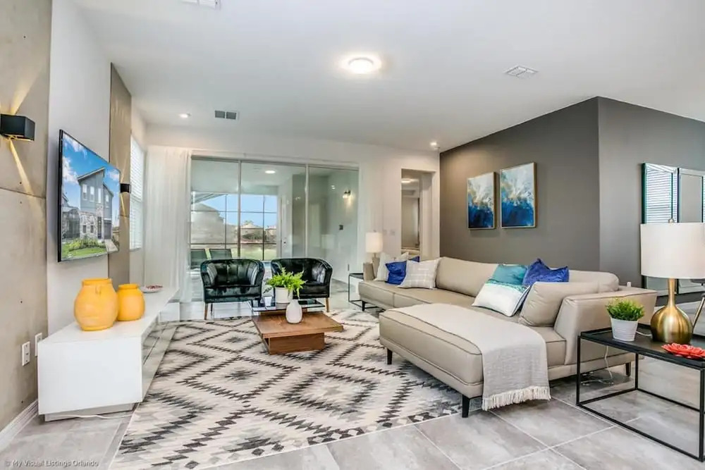 Gorgeous Vacation Home With Pool At Solara Sa2179