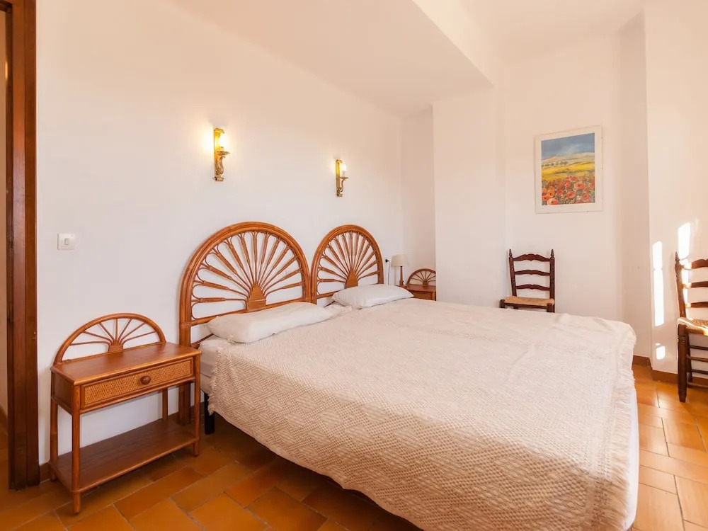 Beautiful House With a Large Terrace and Swimming Pool With a Fantastic View