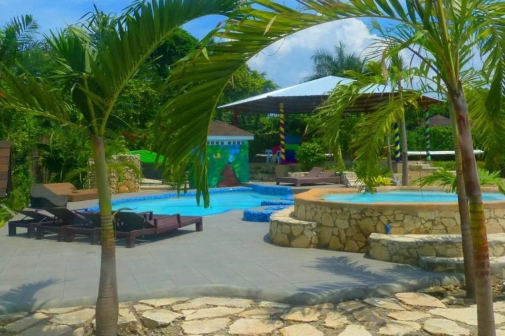 Alta Cebu Resort Mactan powered by Cocotel