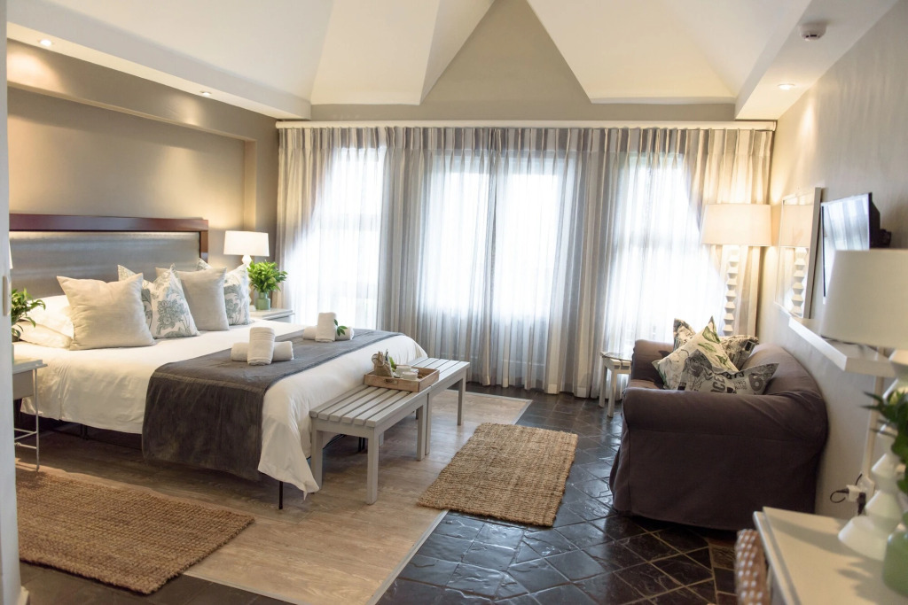 Whalesong Hotel & Spa