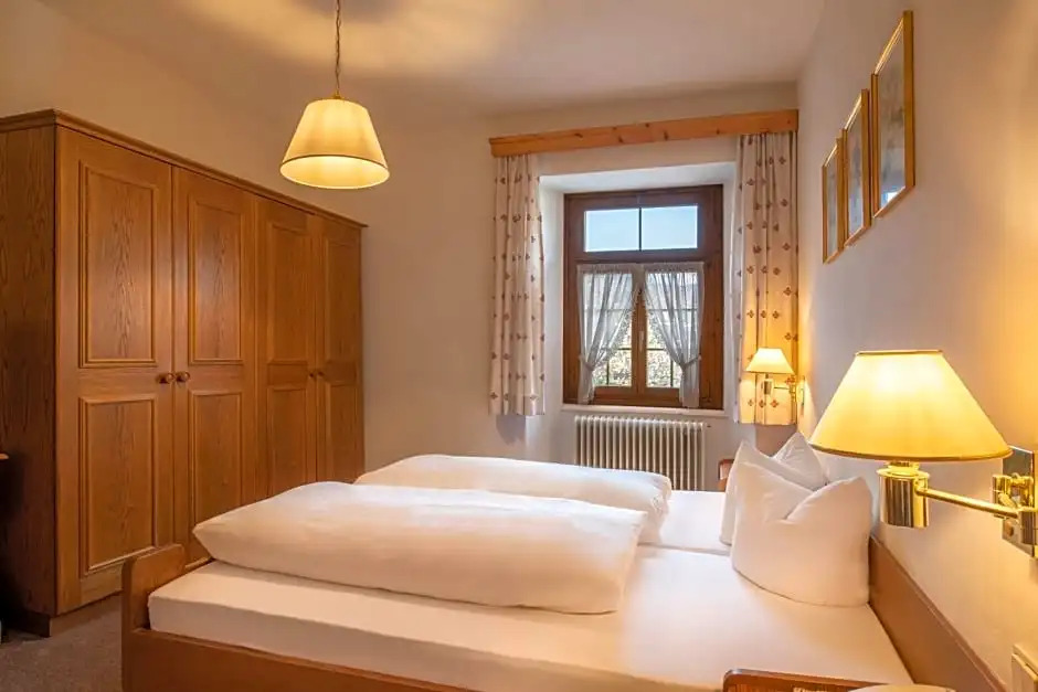 Gasthof Löwen by Hotel Montafoner Hof