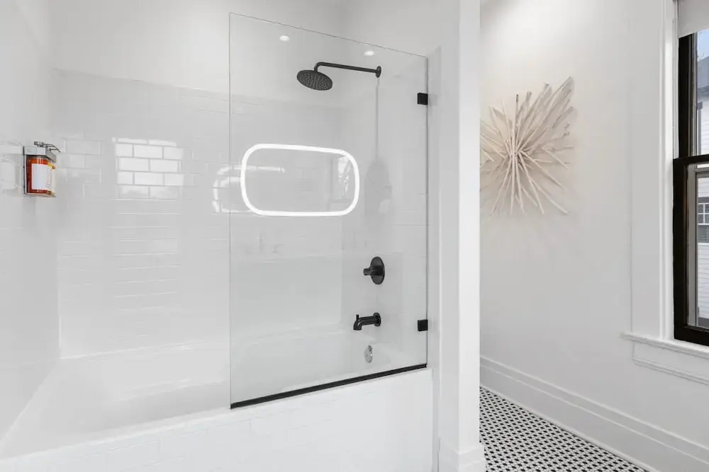 Southern Elegance-private Hot Tub-walk to 12 S