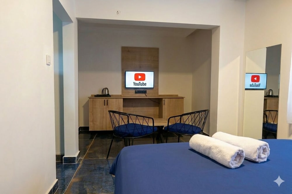 Sez Sui̇t