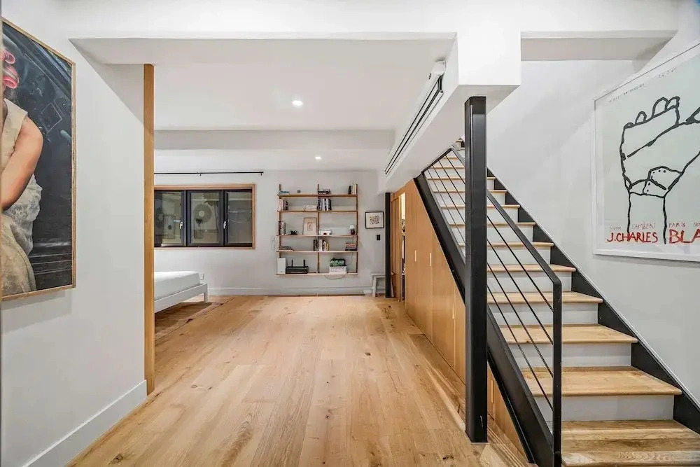 Havemeyer by Rove Travel Duplex Loft w Terrace