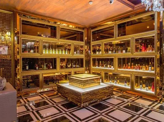 Tushi Hotel