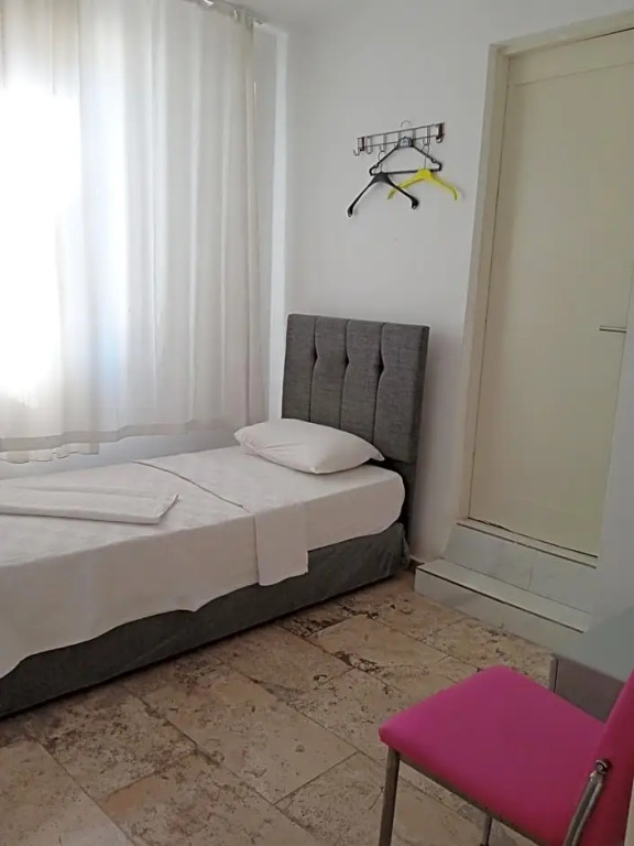 APARTMENTS 2 BEDROOMS, 1 BEDROOMS, HOTEL, VILLA - center, old town, beach