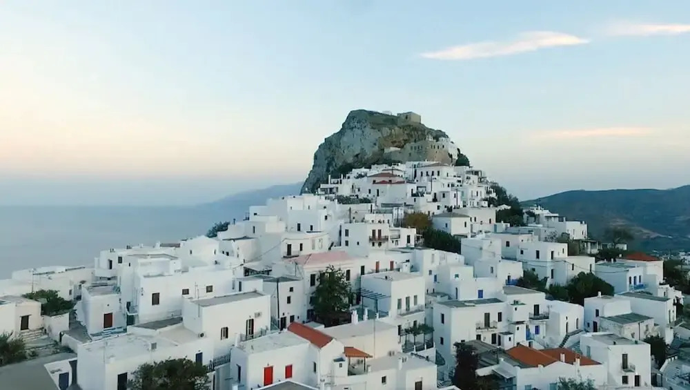 Skyros Luxury Poolside Getaway