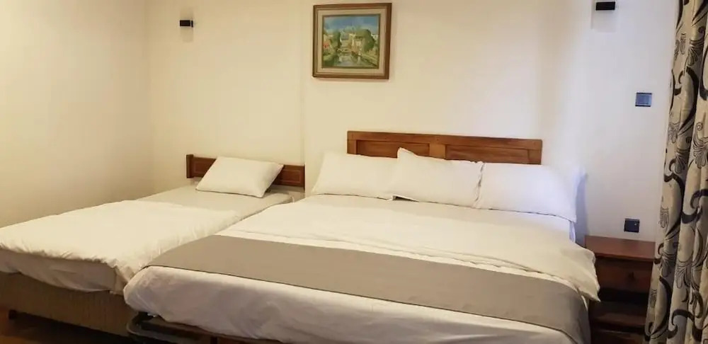 Hotel ColdWorld