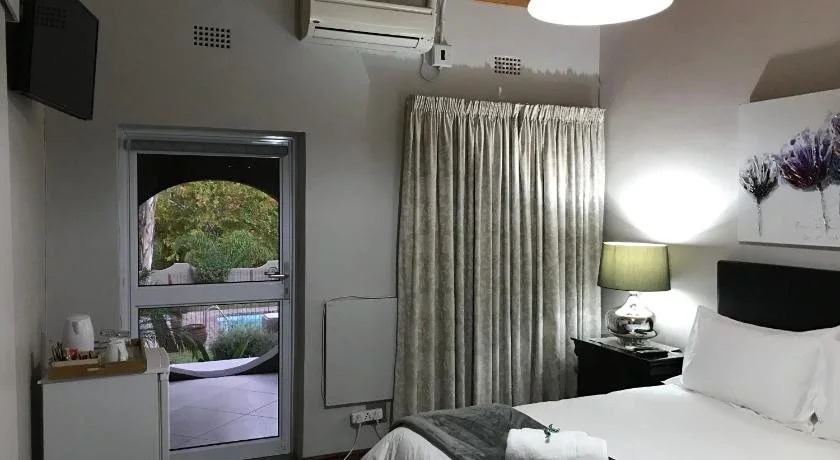Upington Manor
