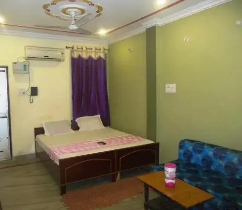 Hotel Aakash Ganga
