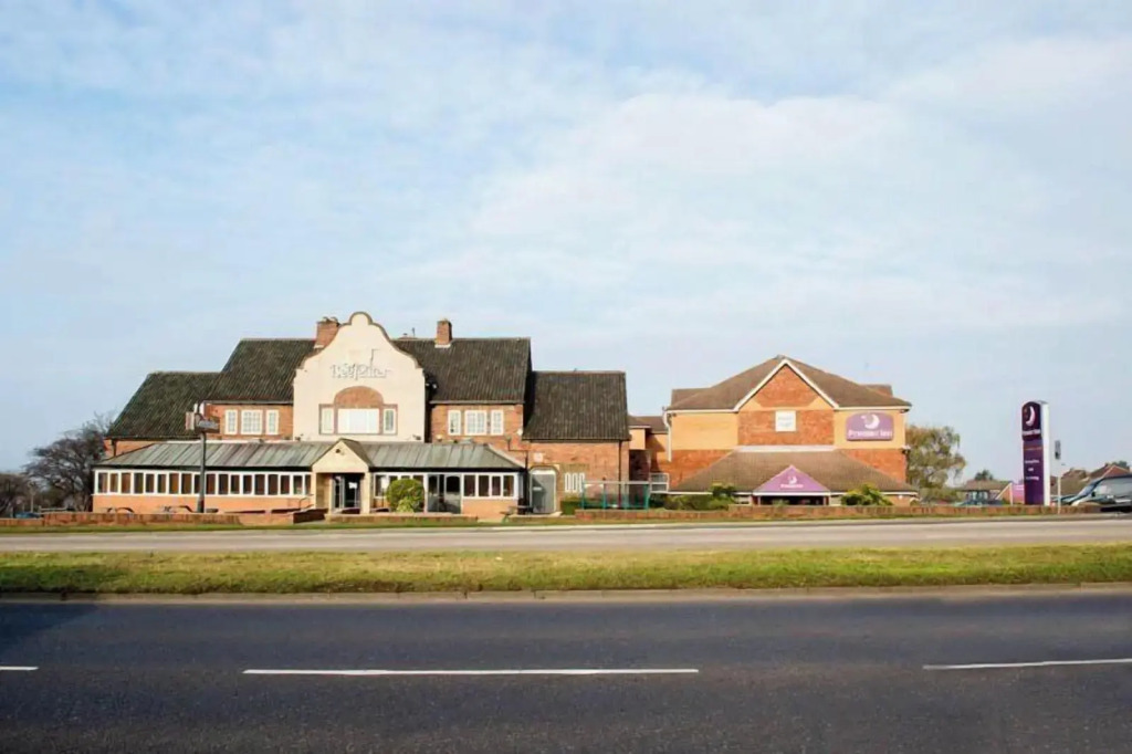 Premier Inn Uk Rotherham East (m18/m1)