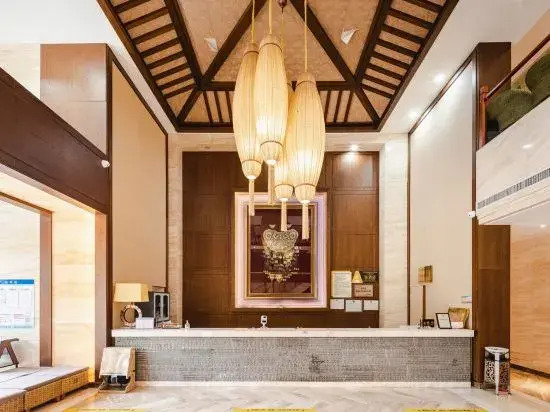 Rongting Holiday Inn Luoping