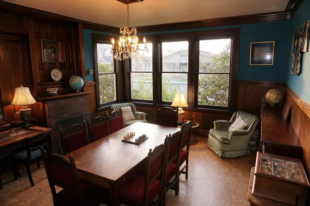 The Weller House