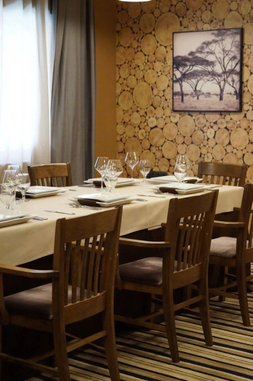Triada Hotel