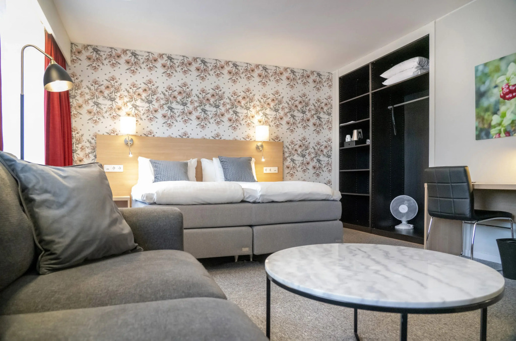 First Hotel Dragonen