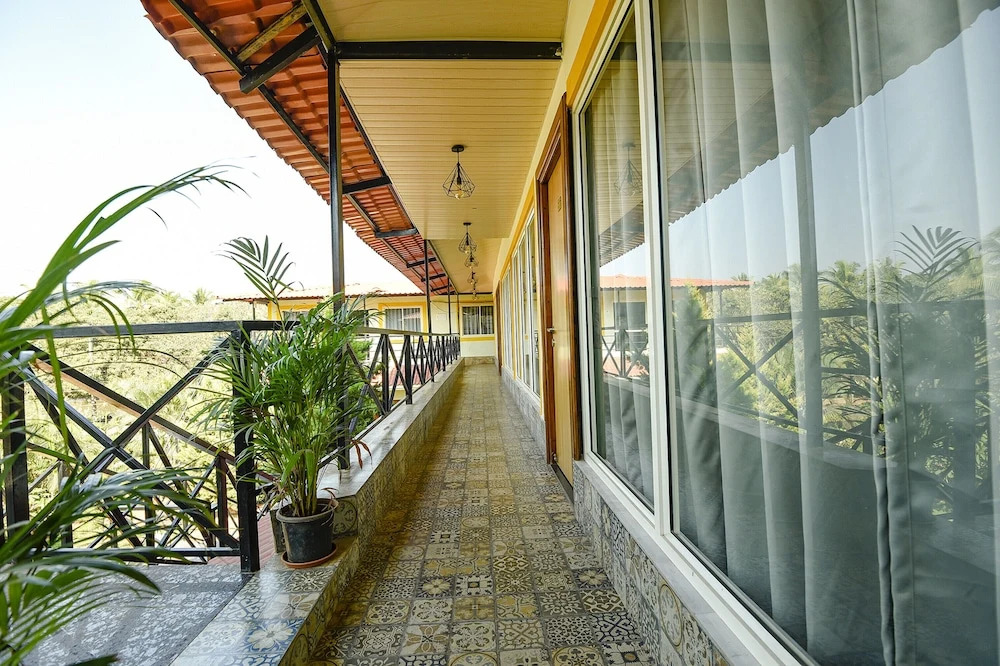 Fabhotel Prime 4D'S Coast Resort