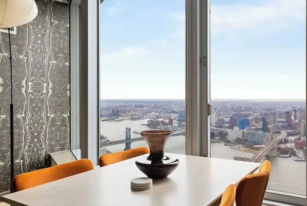 2 bedroom luxury Empire State VIEW
