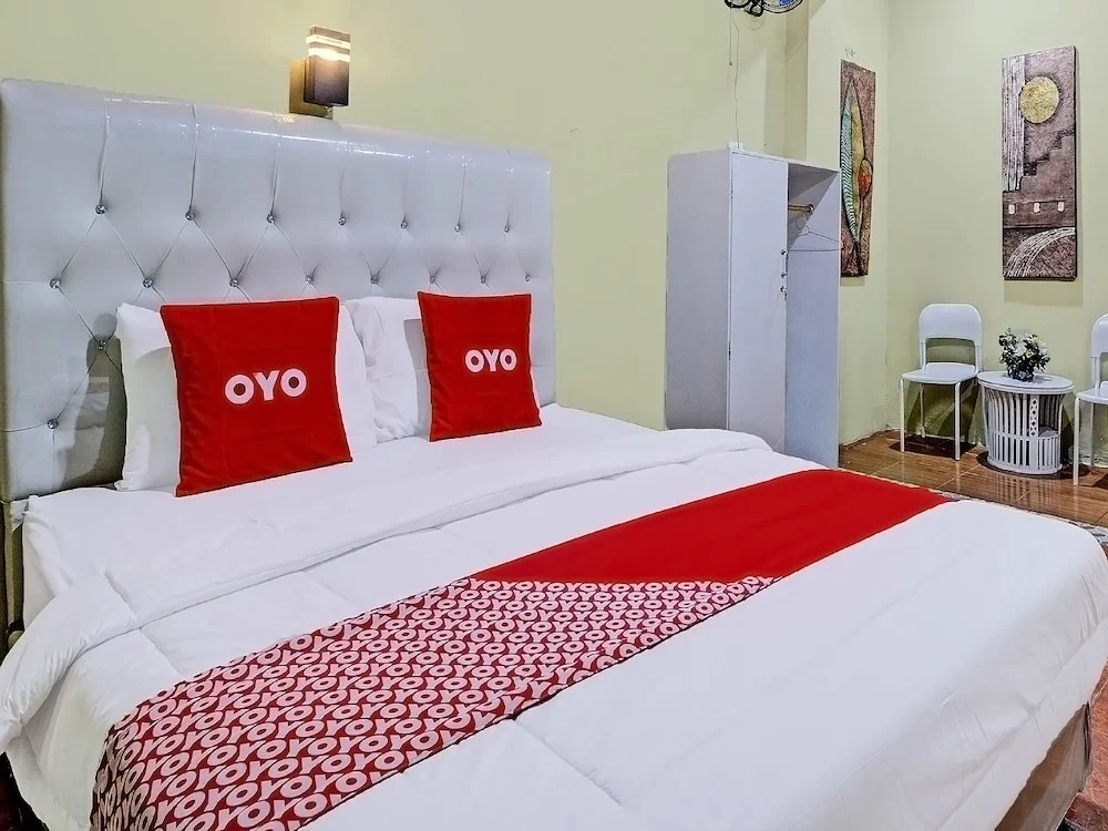 OYO 92206 Maharani Guest House Syariah
