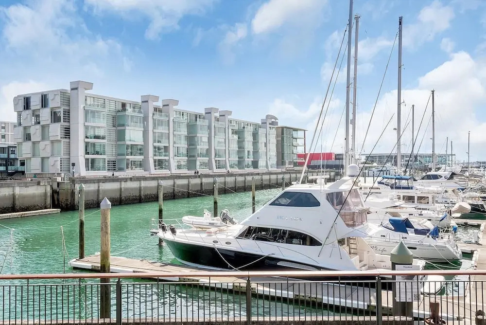 QV Living in the Harbour - 478