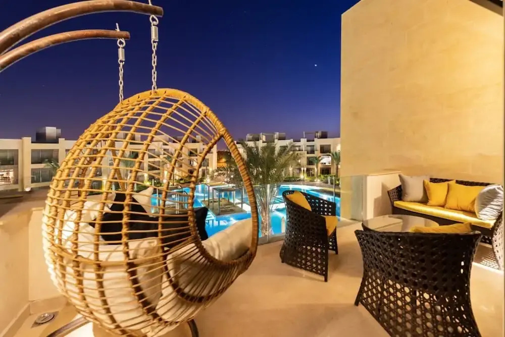 Xuru Stays I Sparky & Summery 2 BDR @ Mangroovy Free Beach & Pool Access