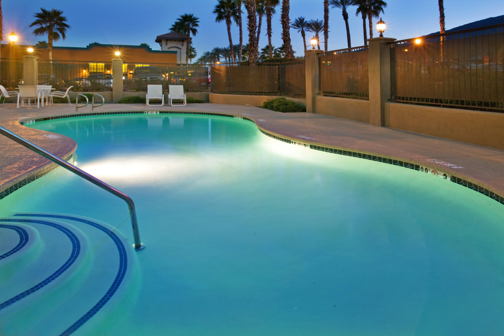 Holiday Inn Express & Suites Rancho Mirage - Palm Spgs Area by IHG
