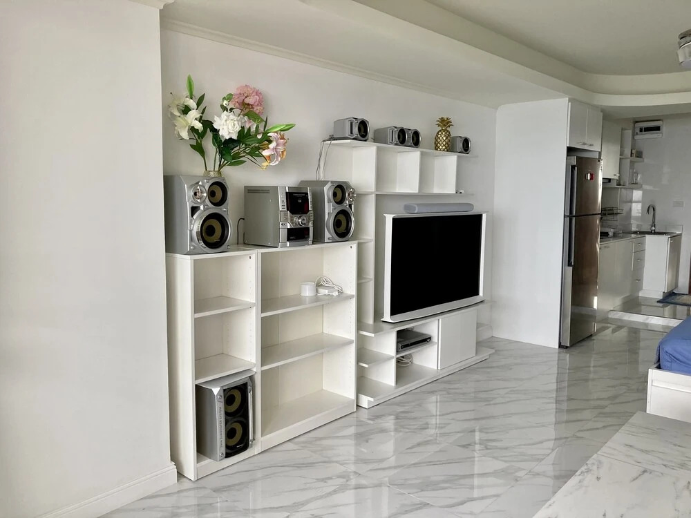 Paradise Condominium by PSR
