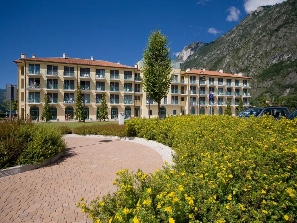 Budget Village Apartments - Porto Letizia