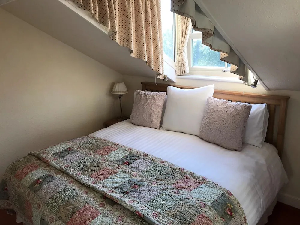 May Cottage B&B