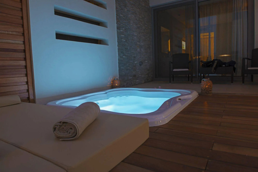 Port Royal Villas and Spa