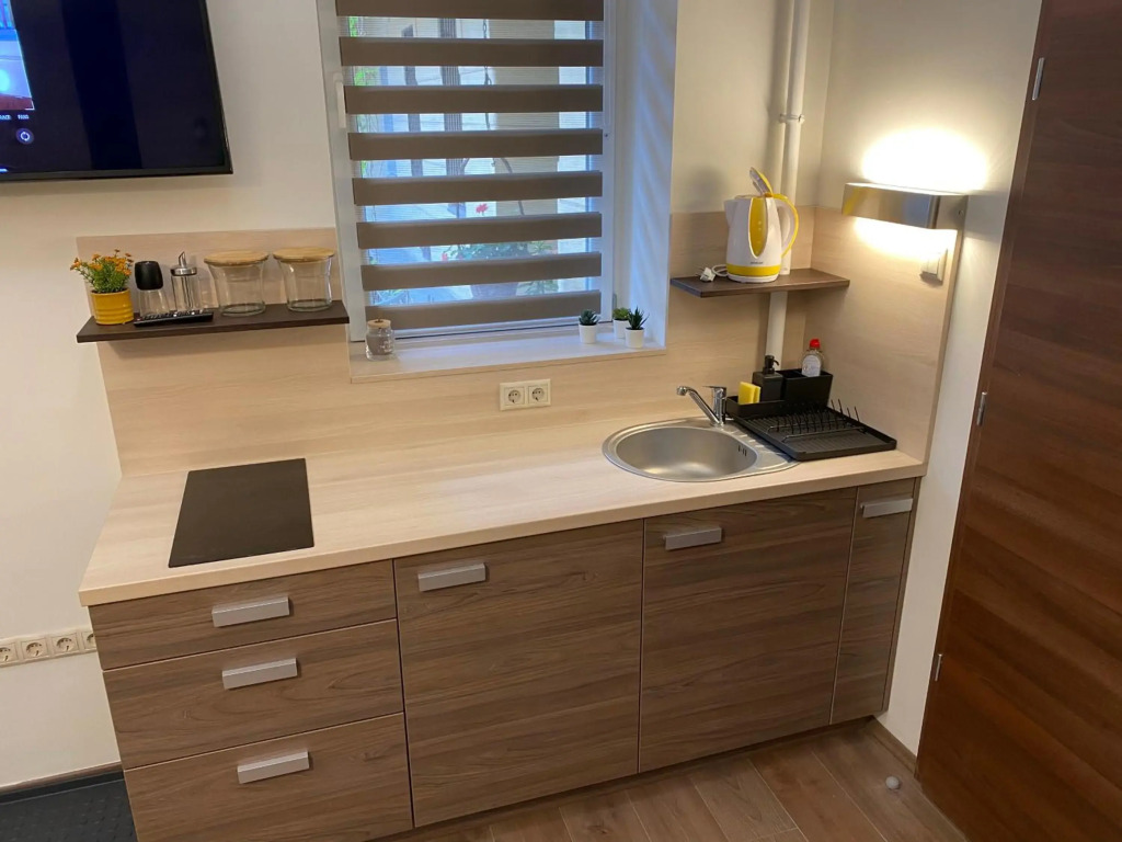 Frank & Fang Apartments MK1