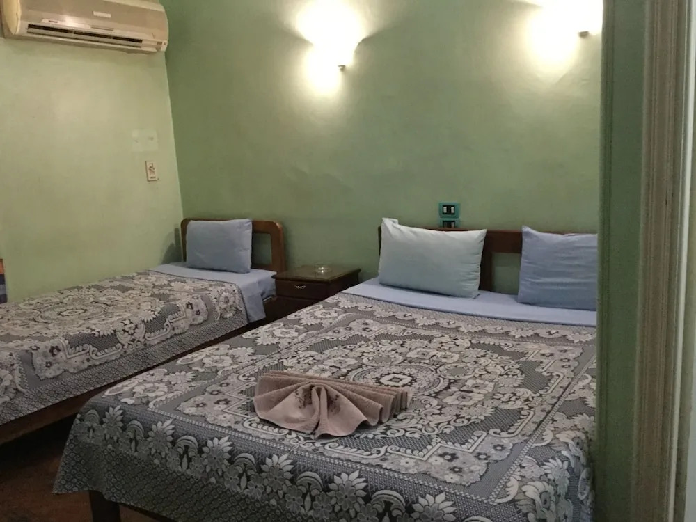 Hostel Luna