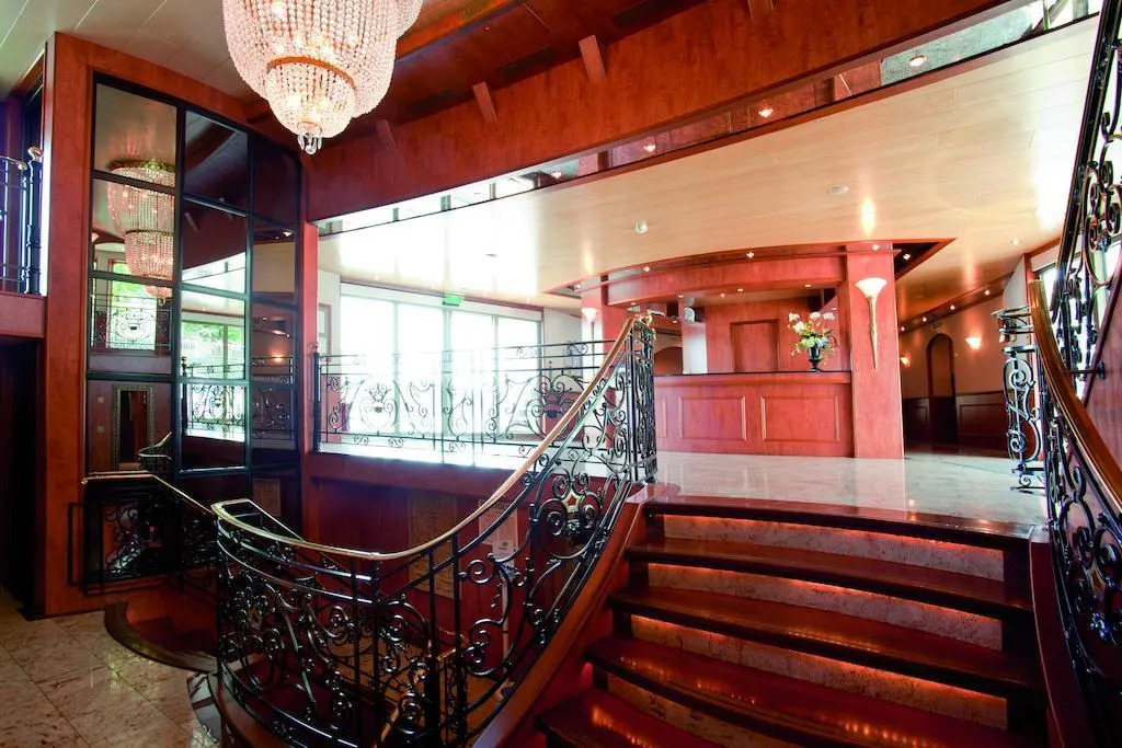 Crossgates Hotelship Nizzaufer - Frankfurt
